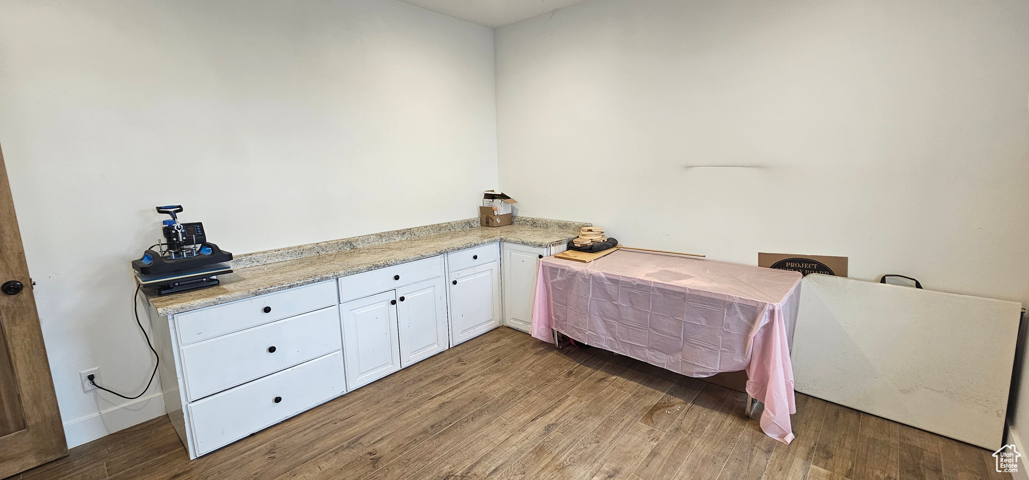 KELLY MINOR SUB - Residential