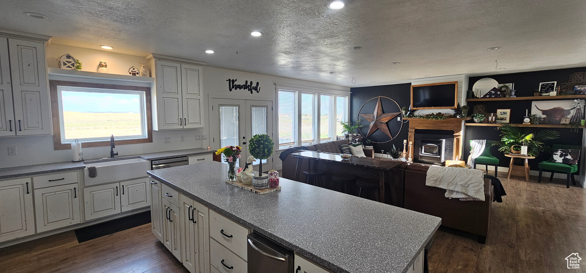 KELLY MINOR SUB - Residential