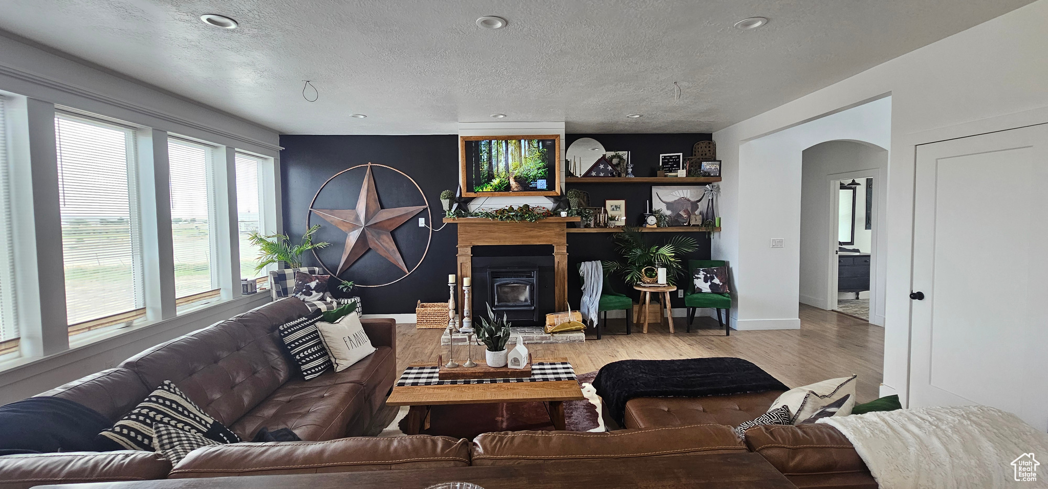 KELLY MINOR SUB - Residential