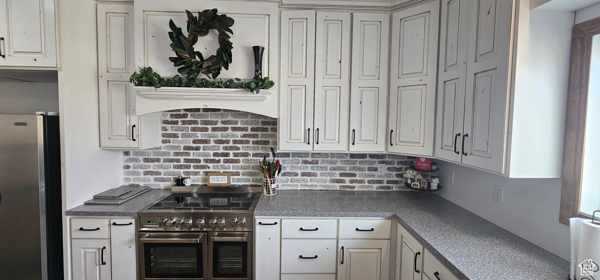 KELLY MINOR SUB - Residential