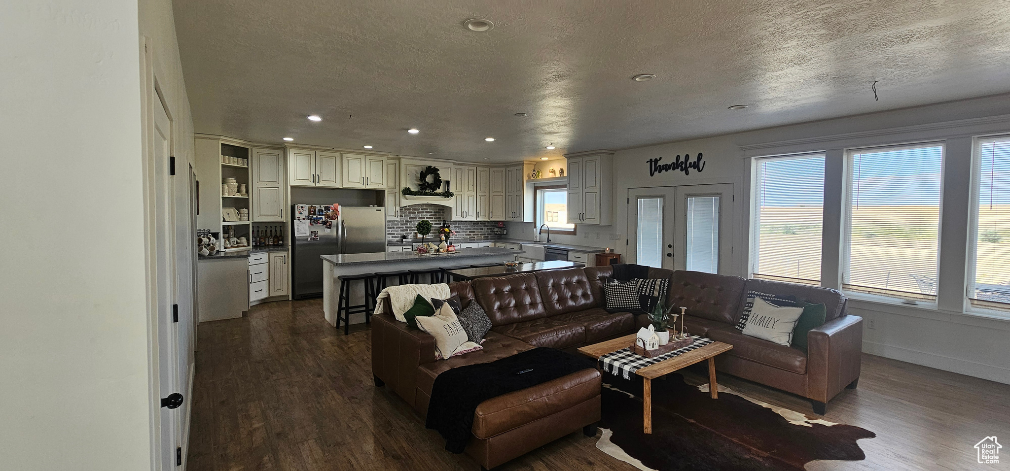 KELLY MINOR SUB - Residential