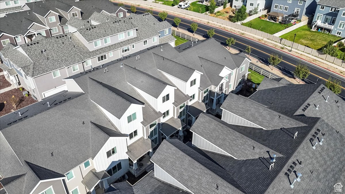 DAY RANCH TOWNS - Residential