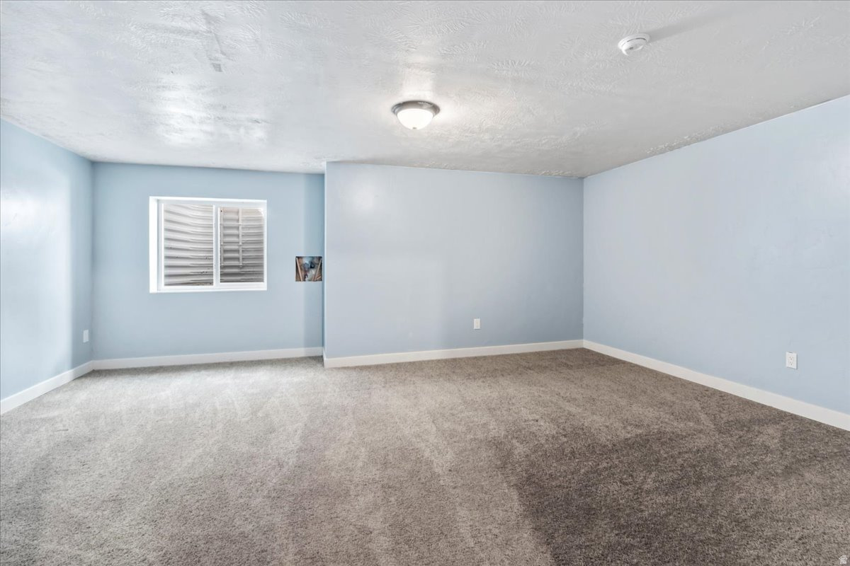 DAY RANCH TOWNS - Residential