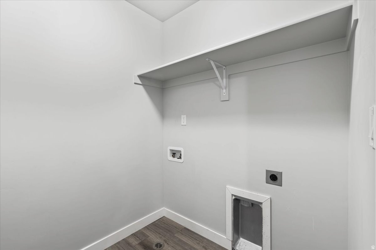 DAY RANCH TOWNS - Residential