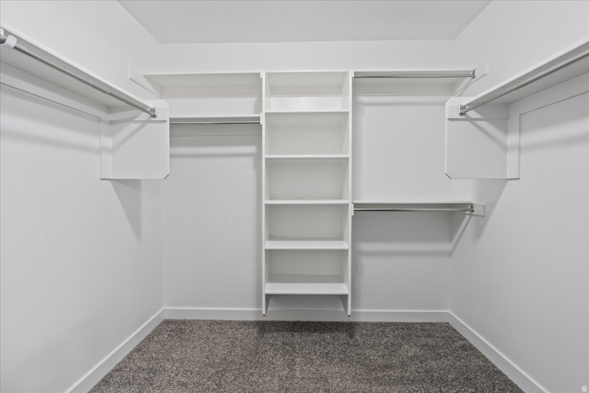 DAY RANCH TOWNS - Residential