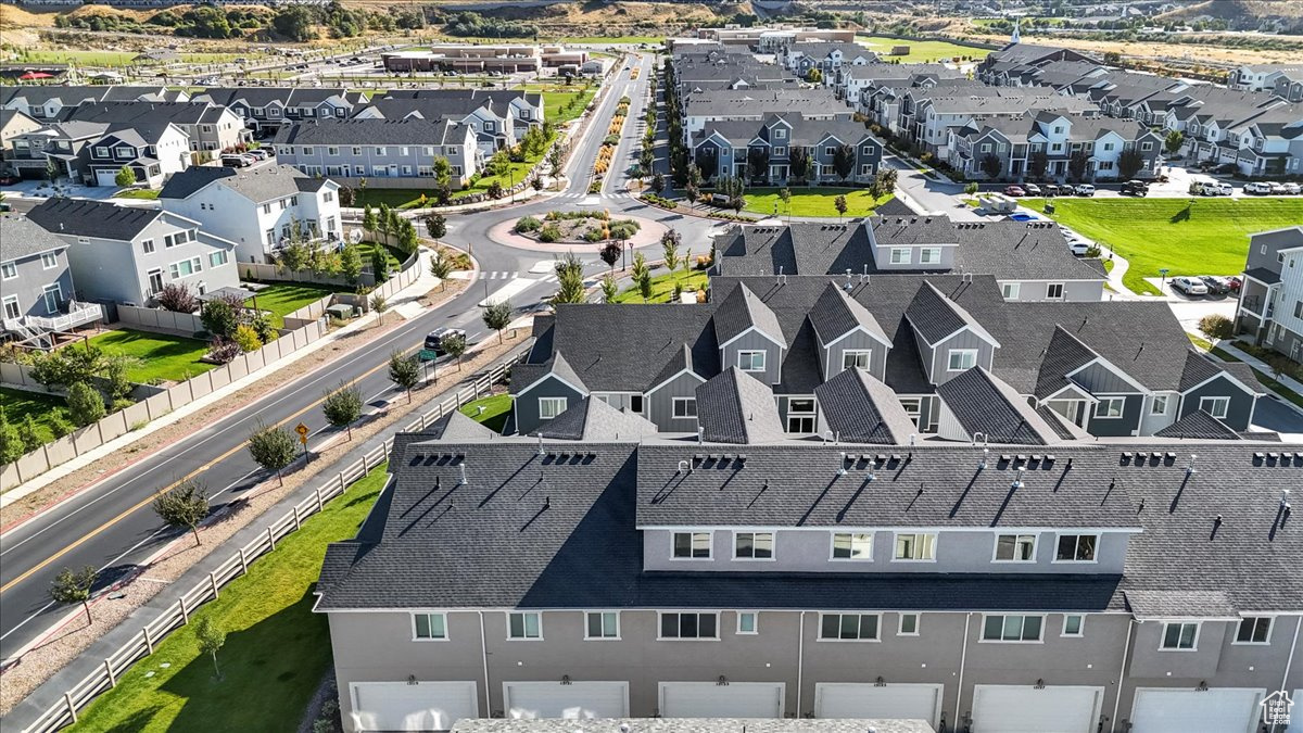 DAY RANCH TOWNS - Residential