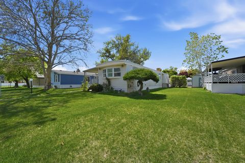 Tiny photo for 6424 S 840 W, Murray, UT 84123 (MLS # 2151817)