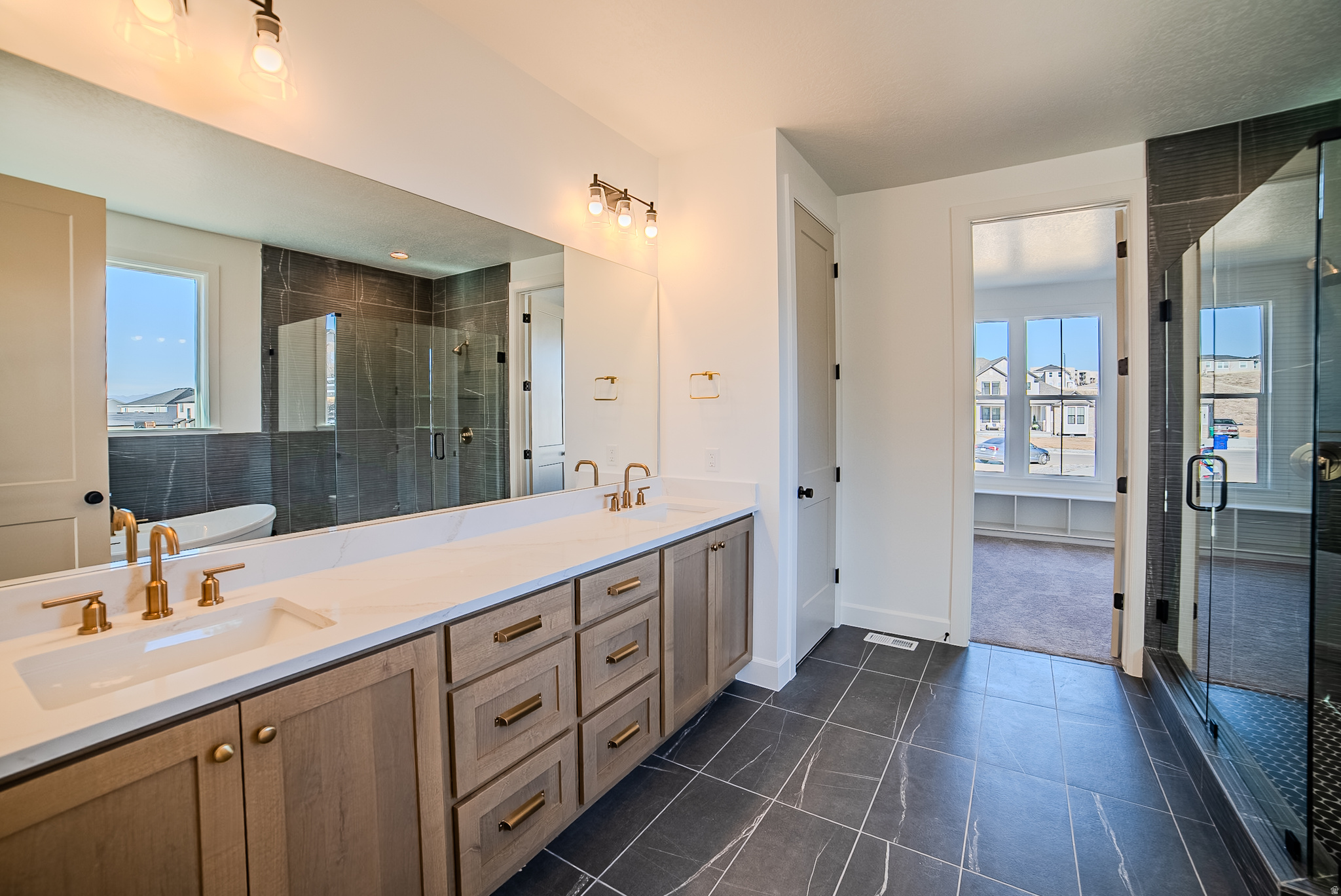 SYCAMORES COVE - Residential