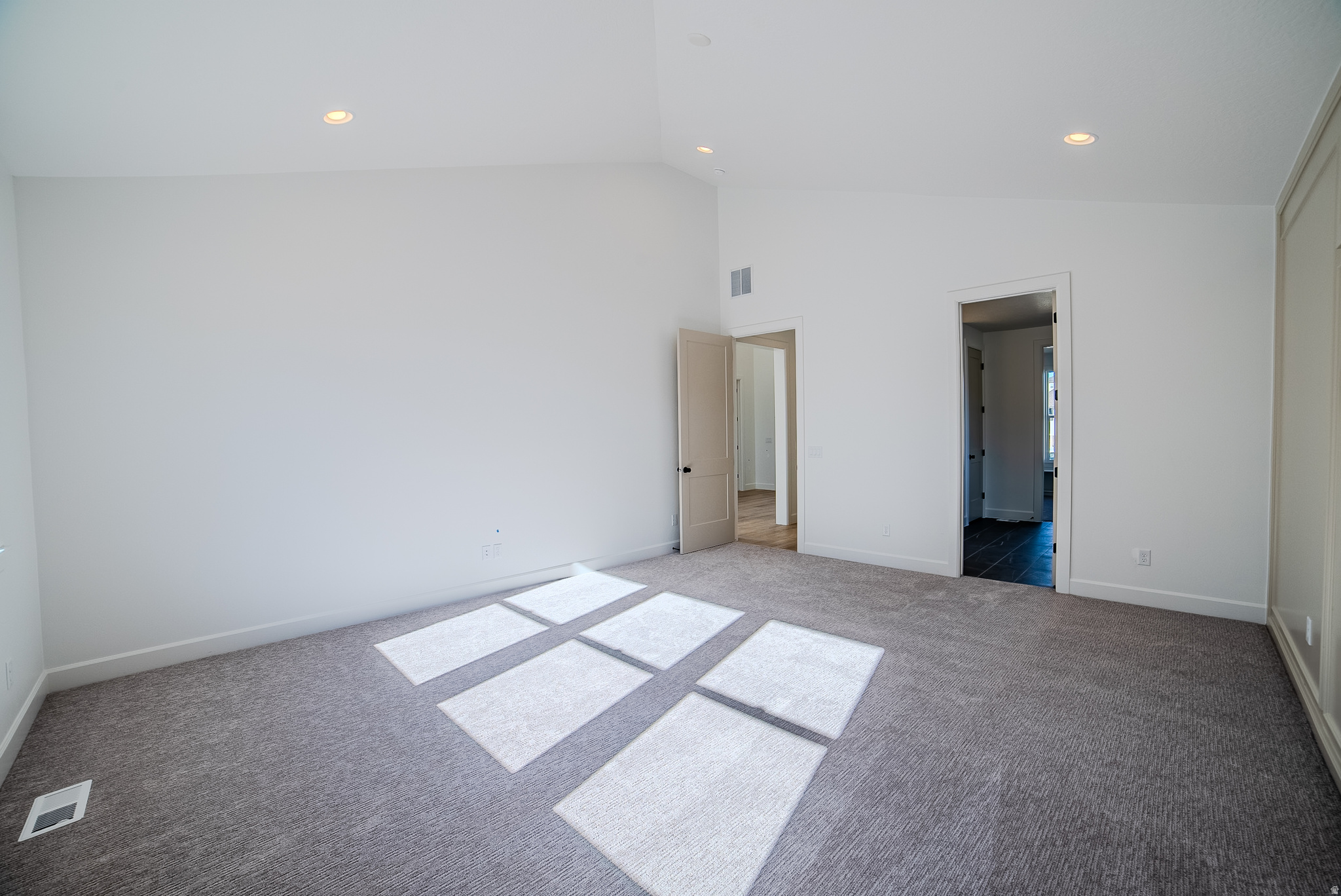 SYCAMORES COVE - Residential