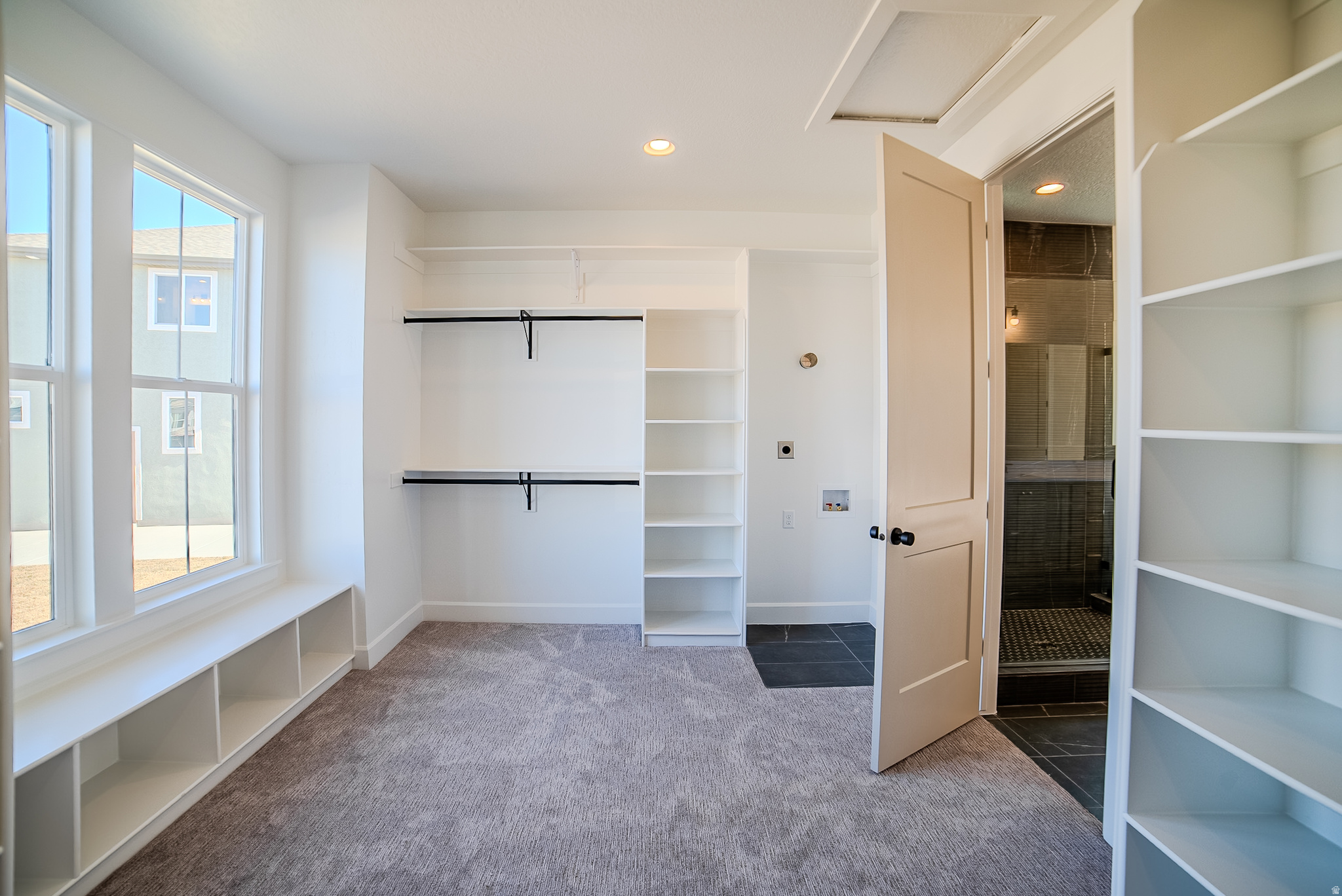 SYCAMORES COVE - Residential