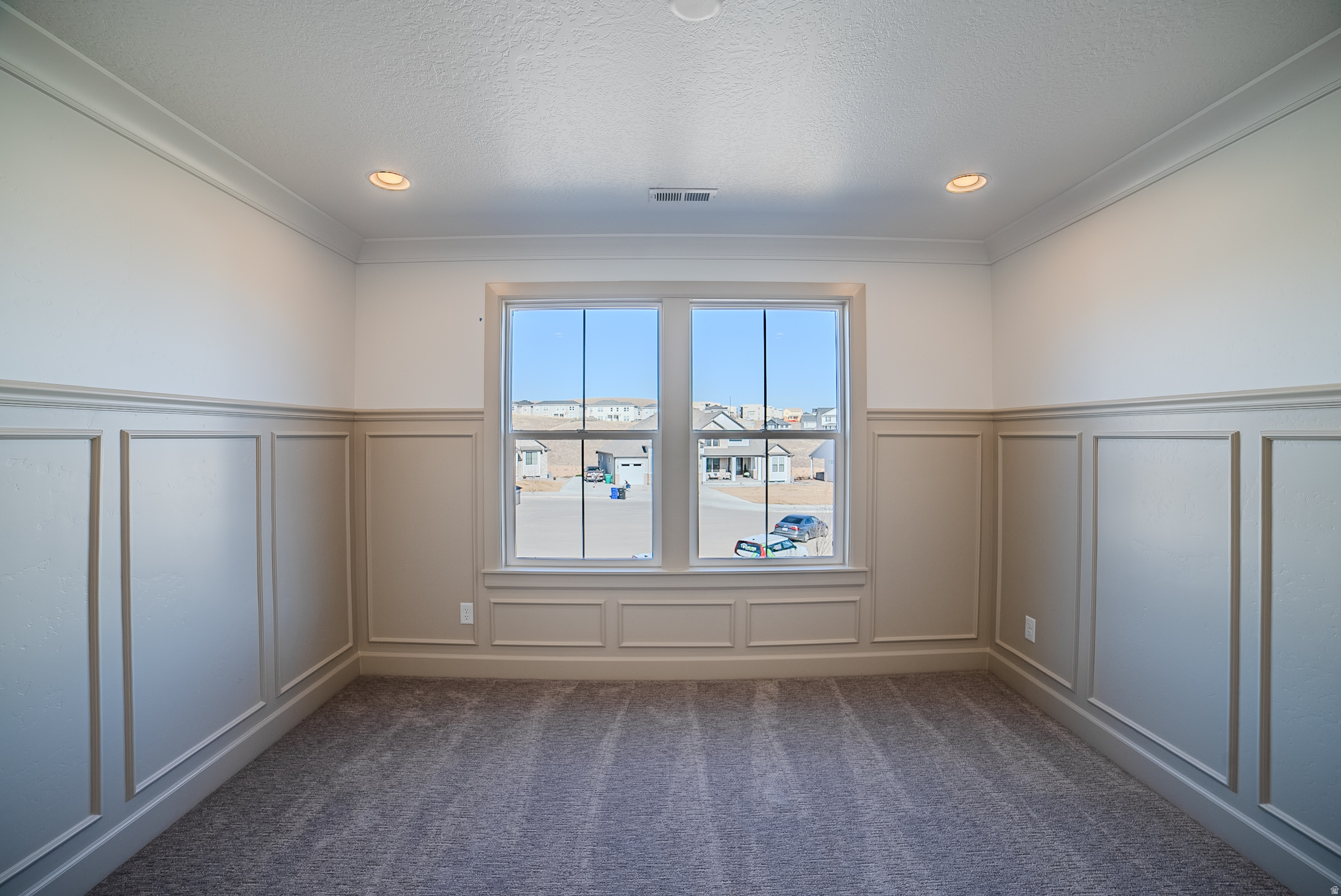 SYCAMORES COVE - Residential