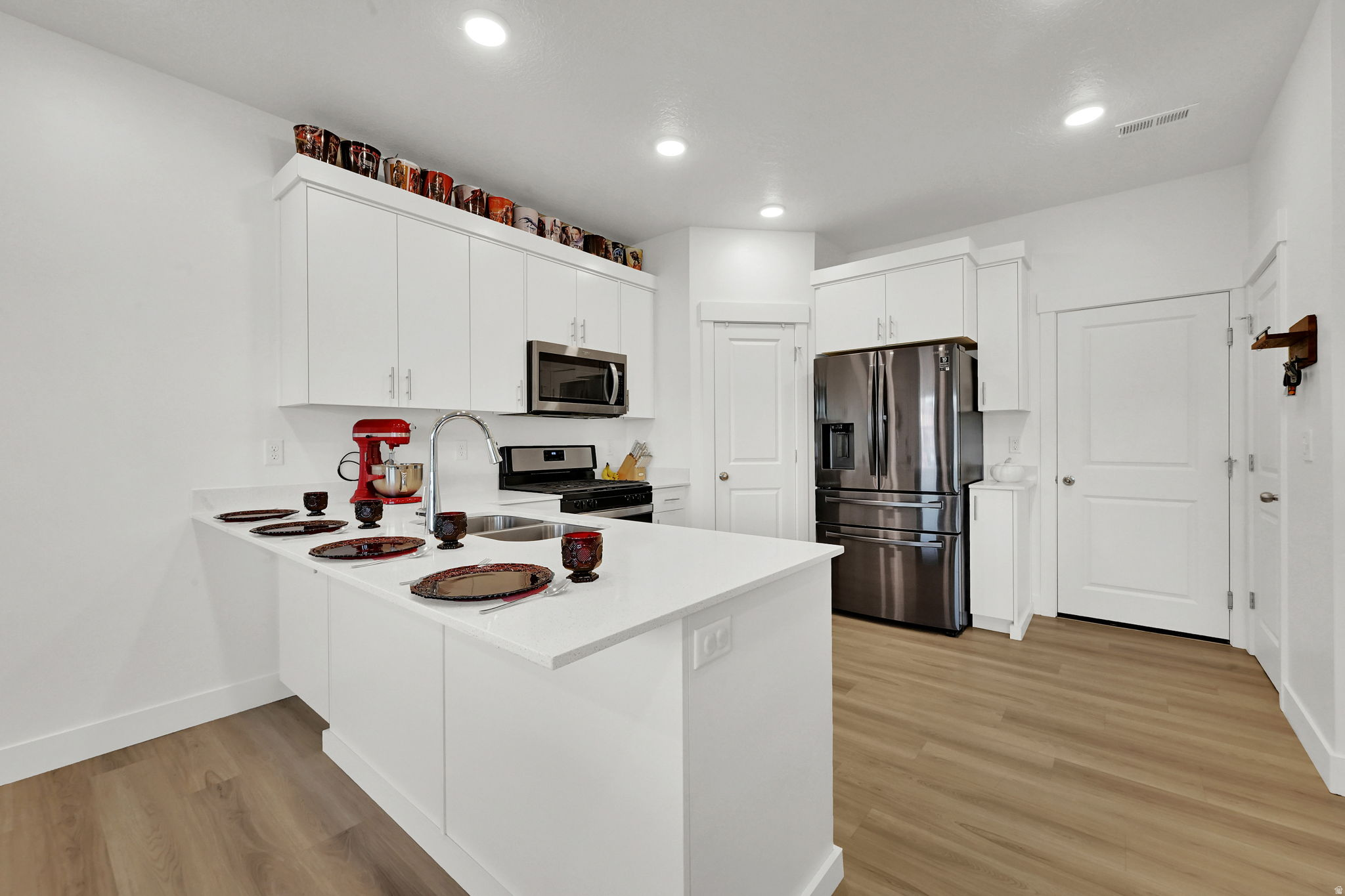 PROMINENCE POINT - Residential