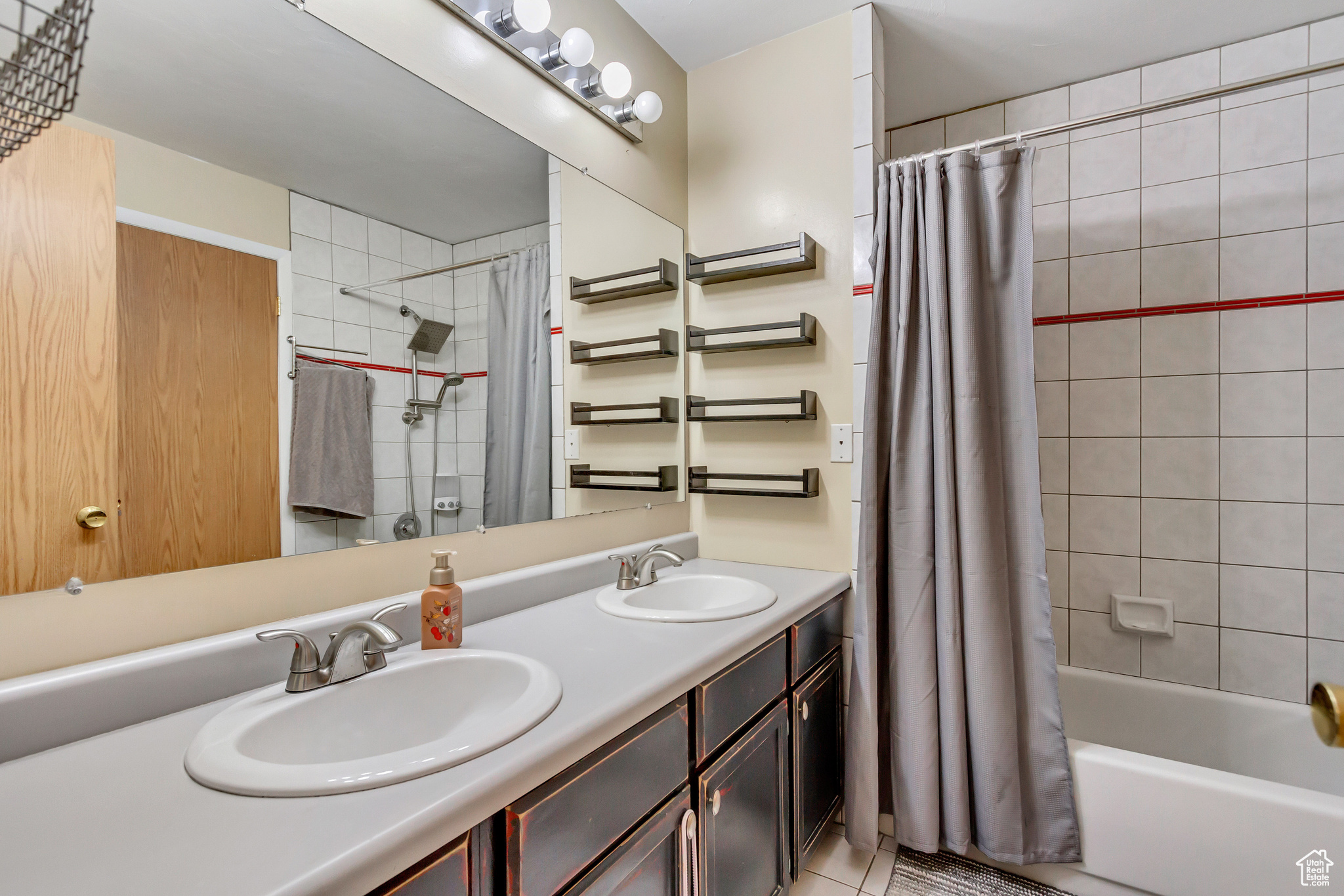 3103 W Meadow Green Way, West Jordan, Utah image 33