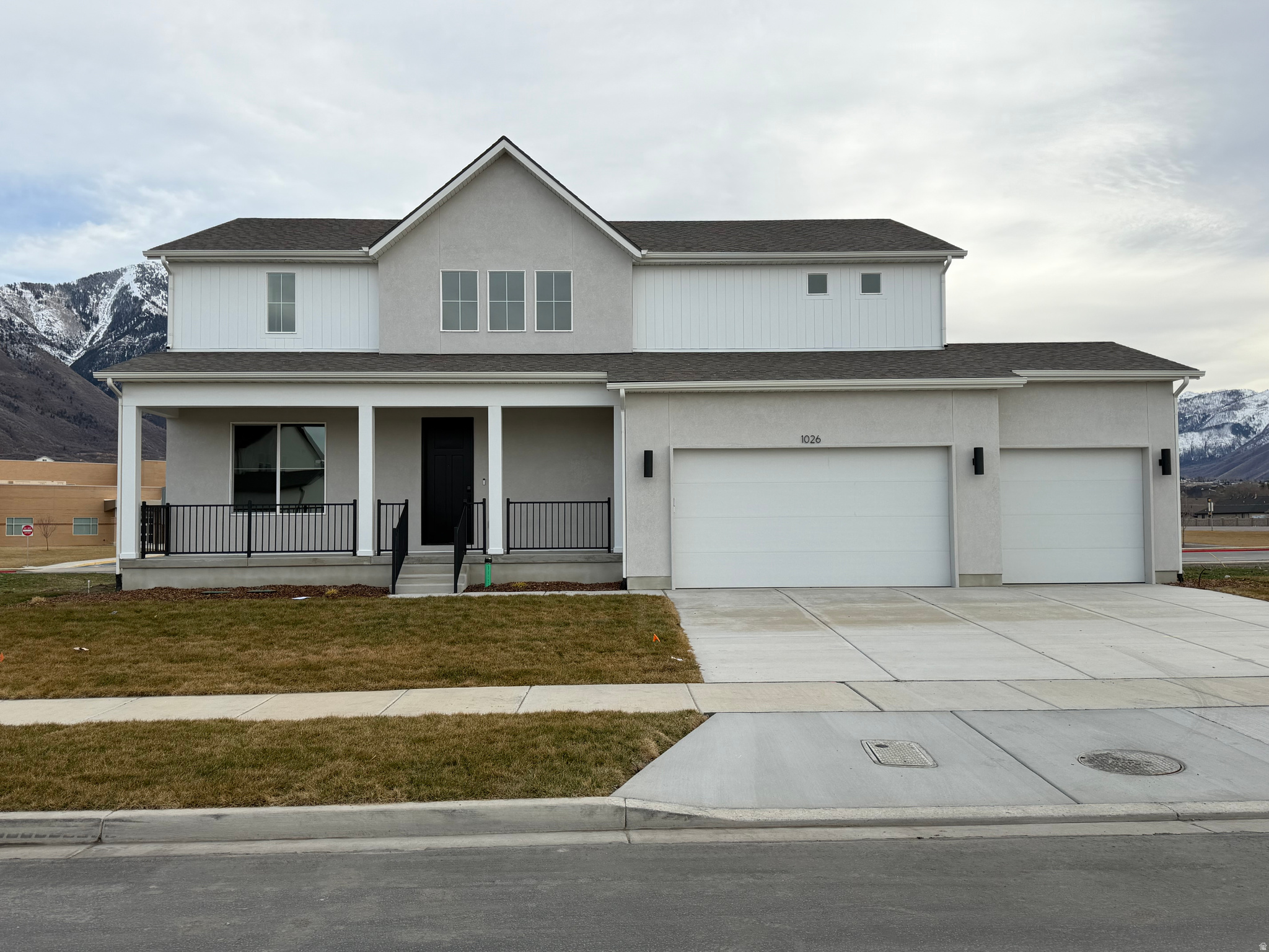 VALLEY VIEW - Residential