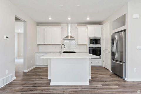 Tiny photo for 11709 S WILLOW WALK DR #595, South Jordan, UT 84009 (MLS # 2116710)