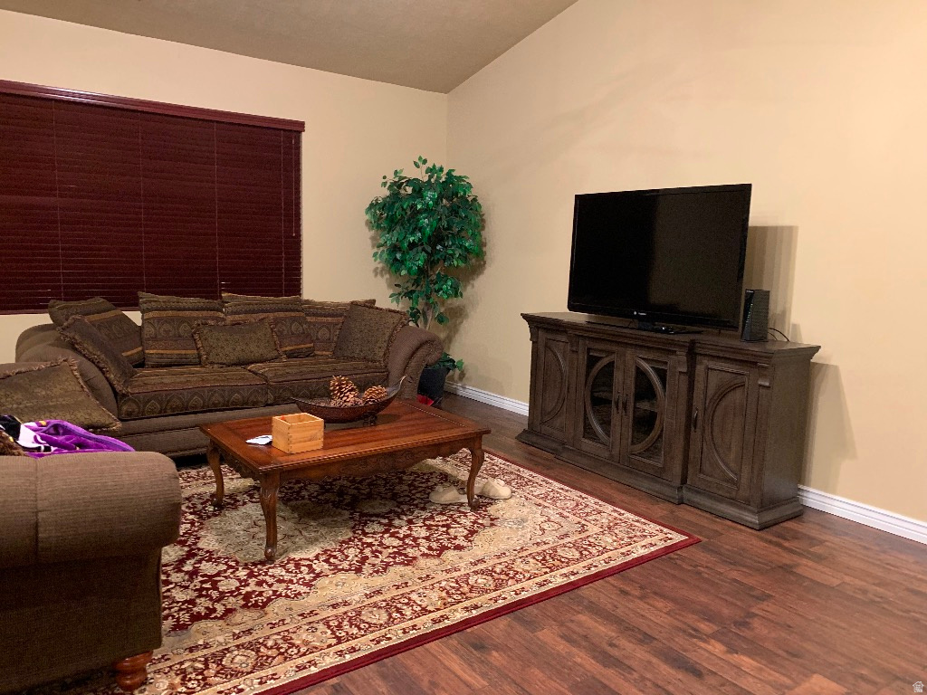 SPRING CREEK RANCH - Residential