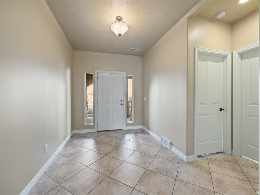 SPRING CREEK RANCH - Residential