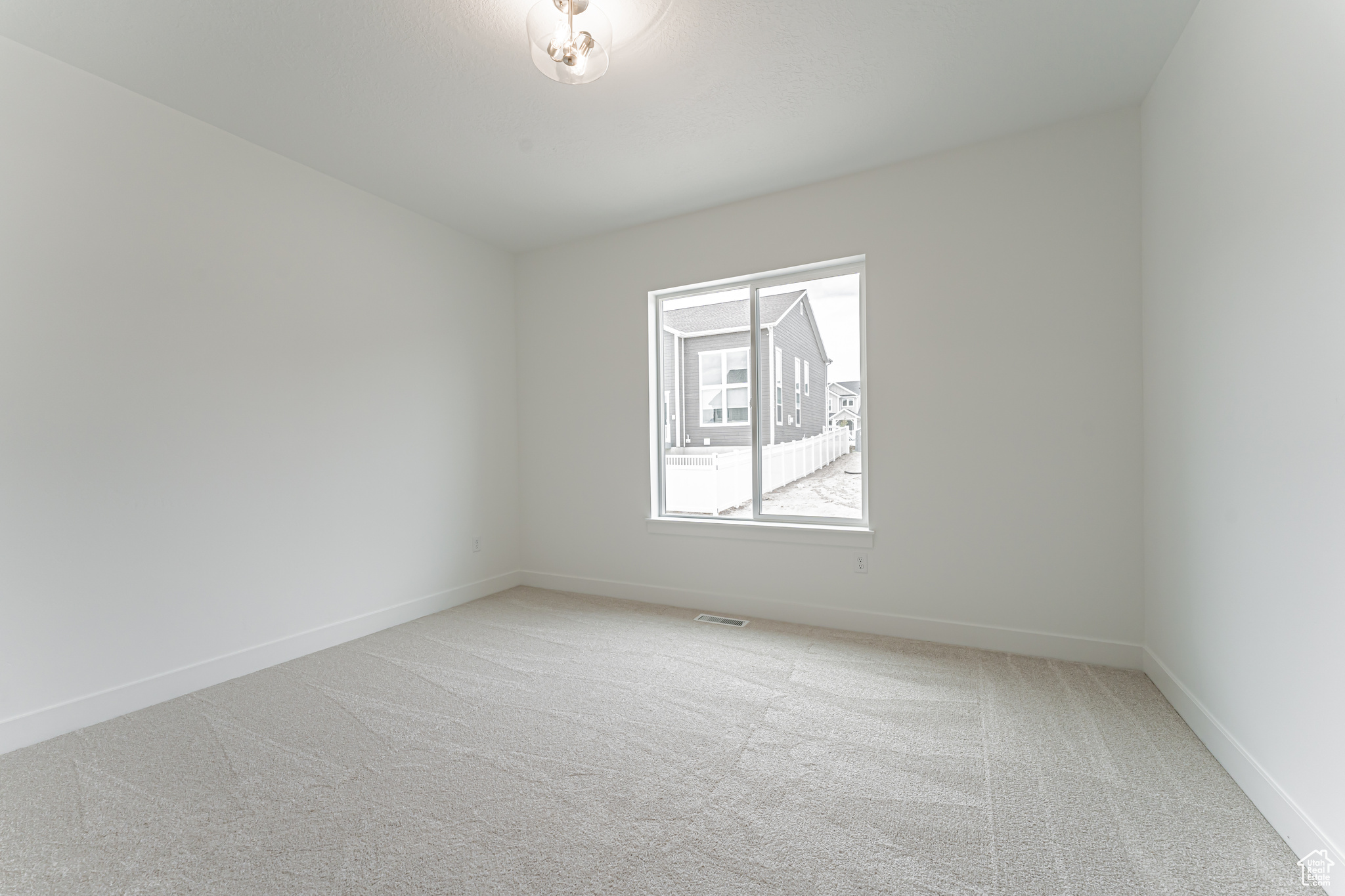 MOUNTAIN RIDGE - Residential