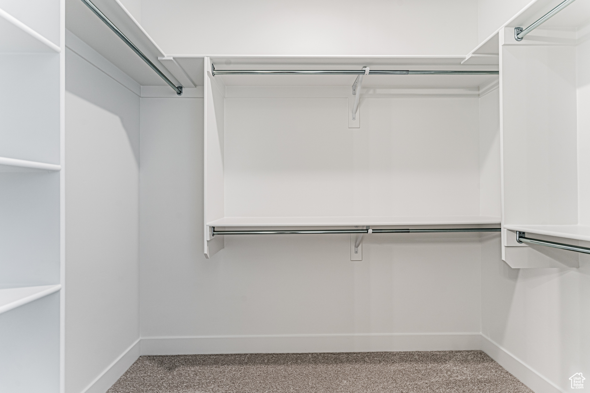 MOUNTAIN RIDGE - Residential