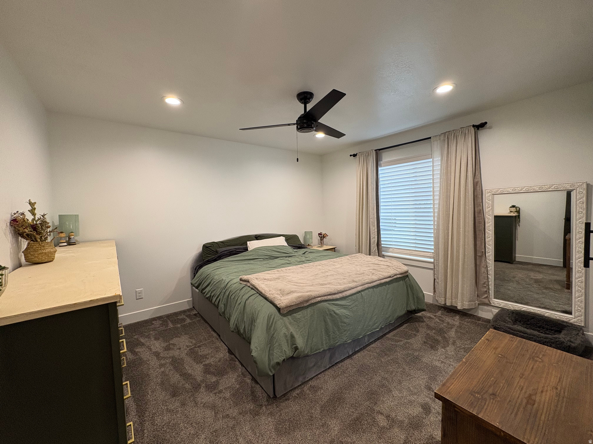 EASTSIDE VIEW - Residential