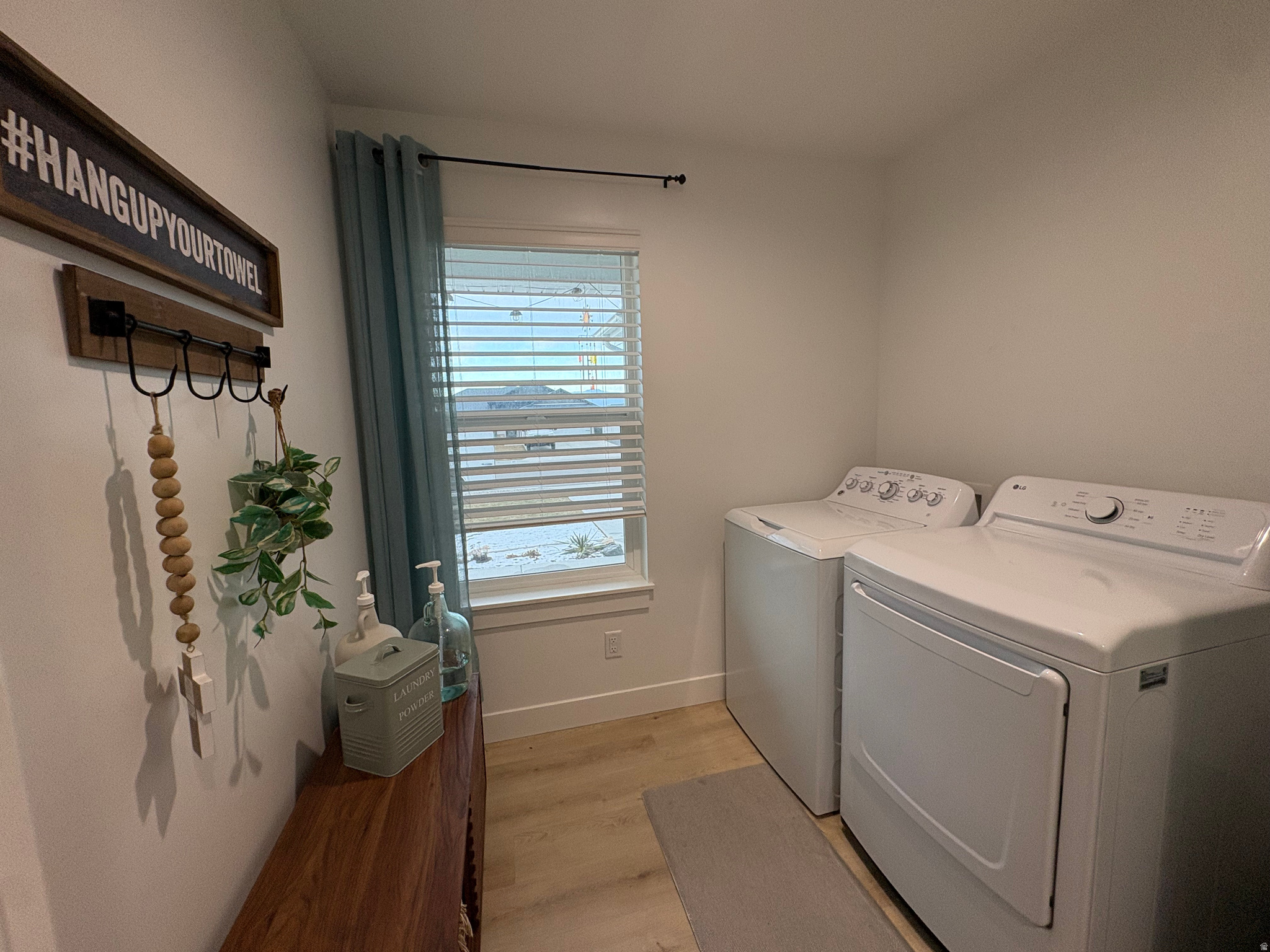 EASTSIDE VIEW - Residential