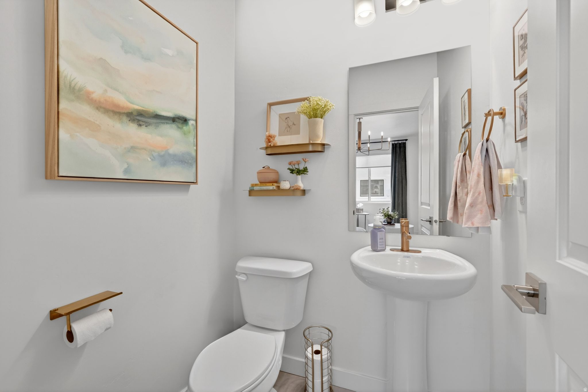 LAKESHORE LANDING - Residential