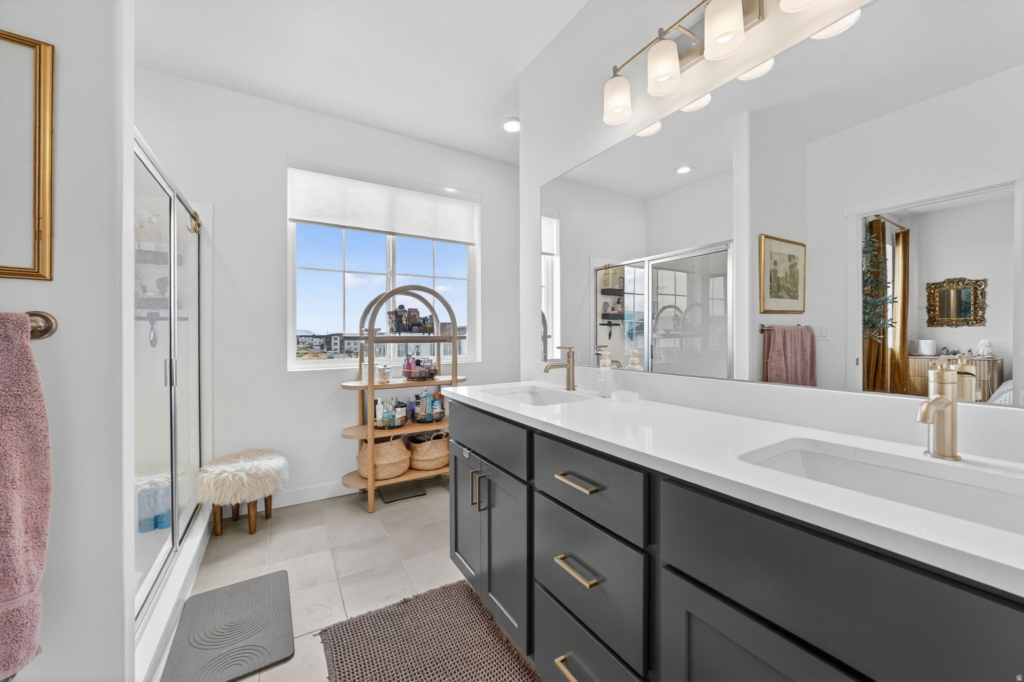 LAKESHORE LANDING - Residential