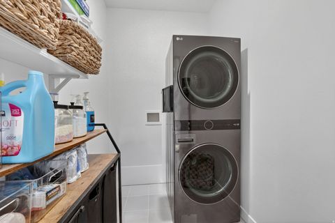 Tiny photo for 931 W 360 S, American Fork, UT 84003 (MLS # 2153056)