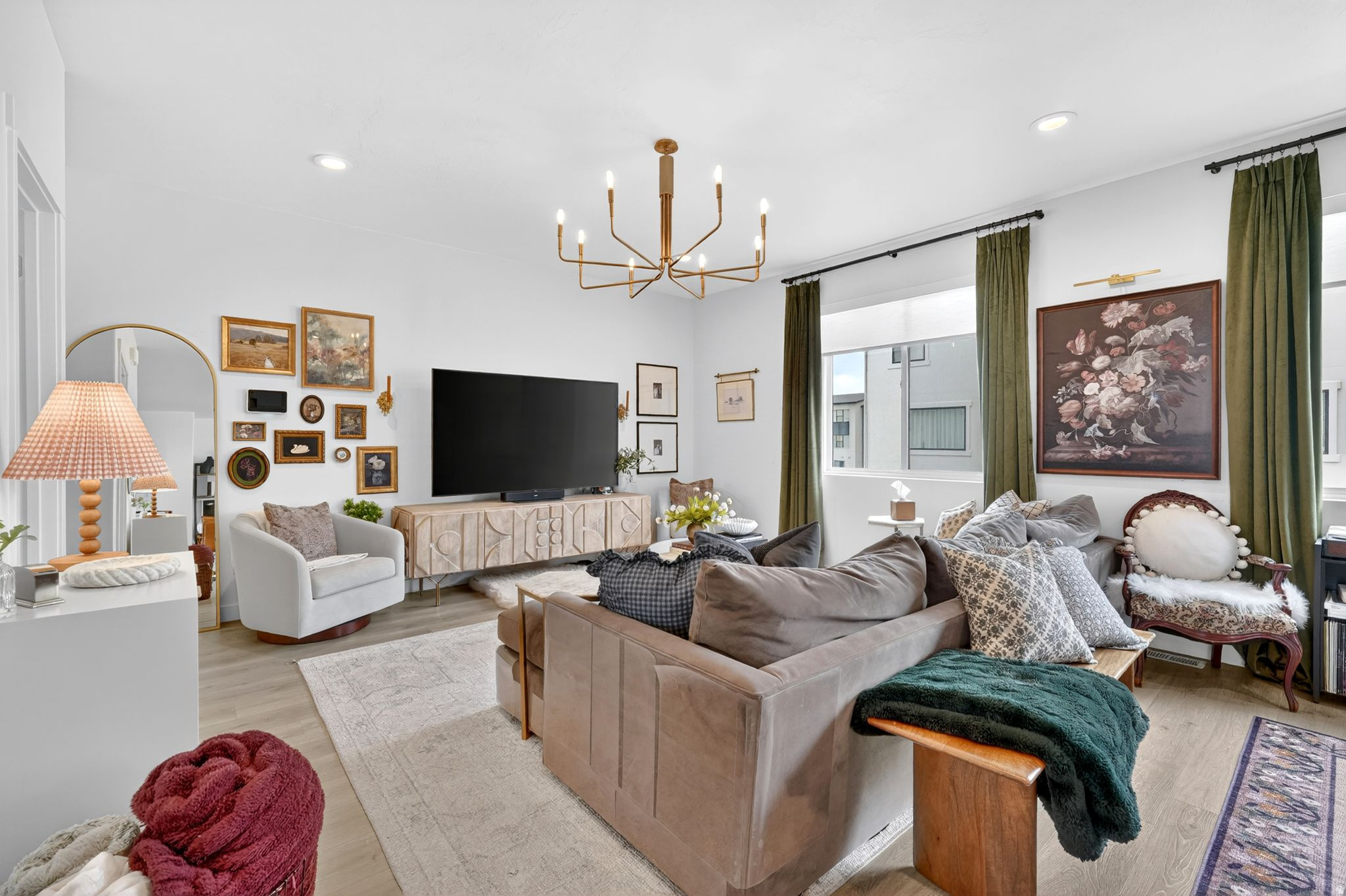 LAKESHORE LANDING - Residential