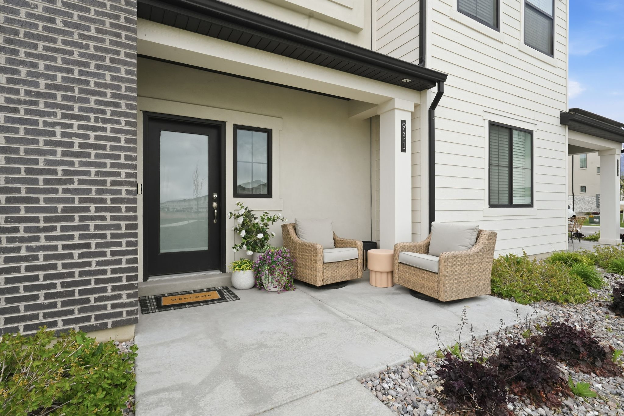 LAKESHORE LANDING - Residential