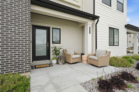 Tiny photo for 931 W 360 S, American Fork, UT 84003 (MLS # 2153056)
