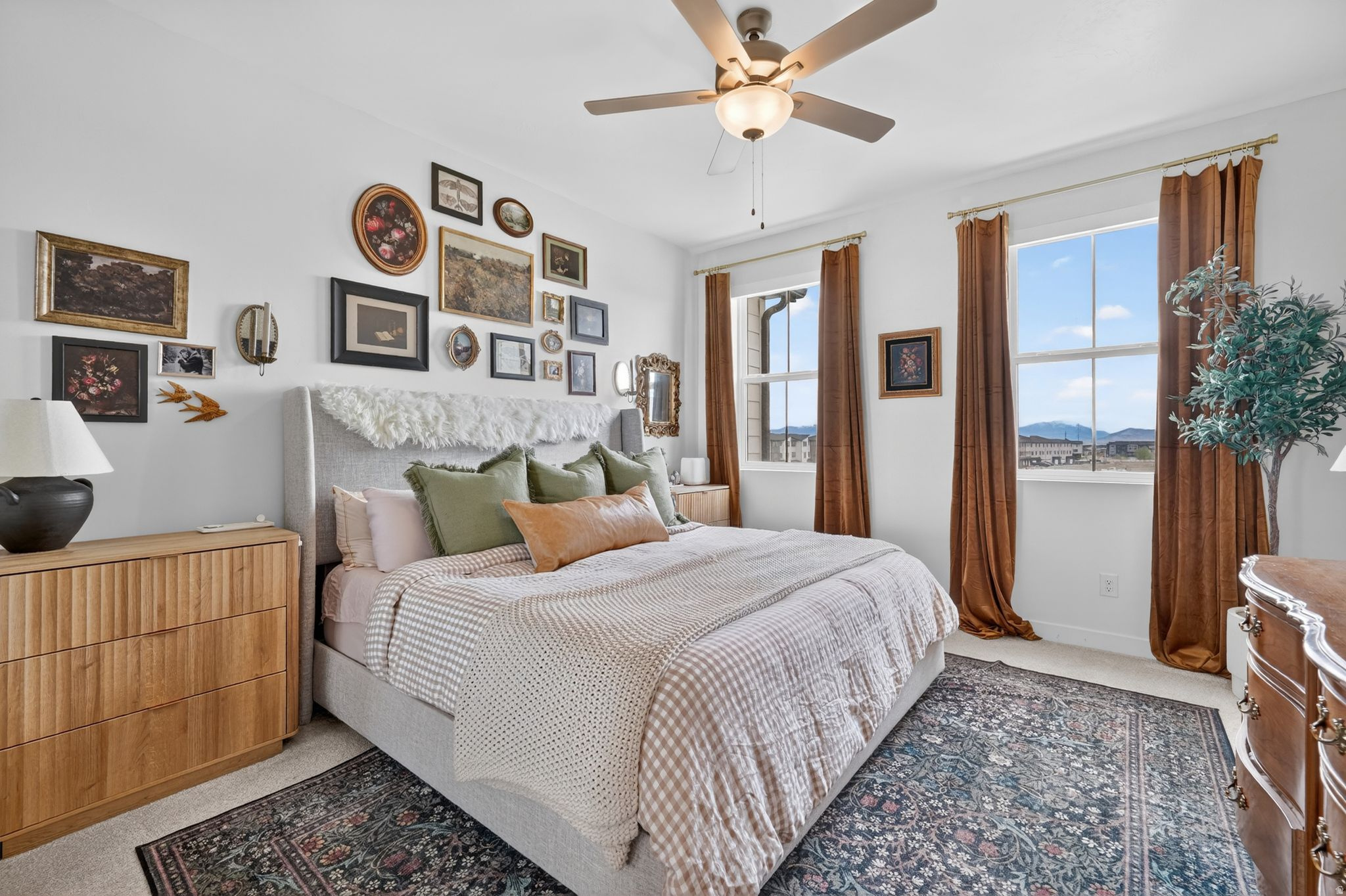 LAKESHORE LANDING - Residential