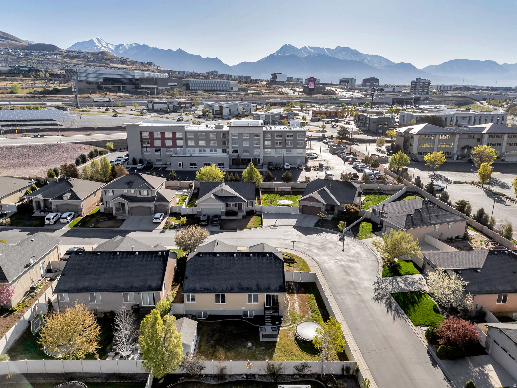 THANKSGIVING MEADOWS - Residential