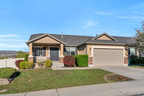 Photo of 3711 N MEADOW SPRINGS LN, Lehi, UT 84043 (MLS # 2148648)