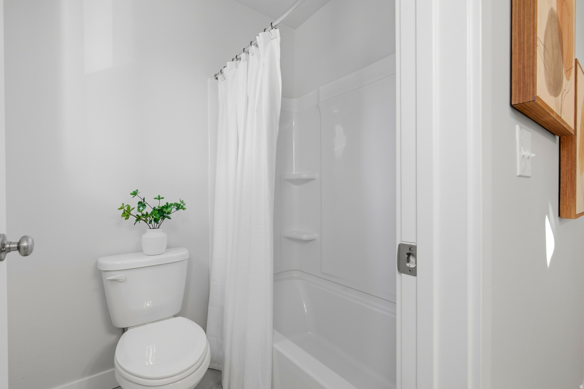 SALT POINT NORTHEAST TOWNHOMES - Residential