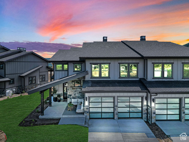 MAYFLOWER LAKESIDE - Residential