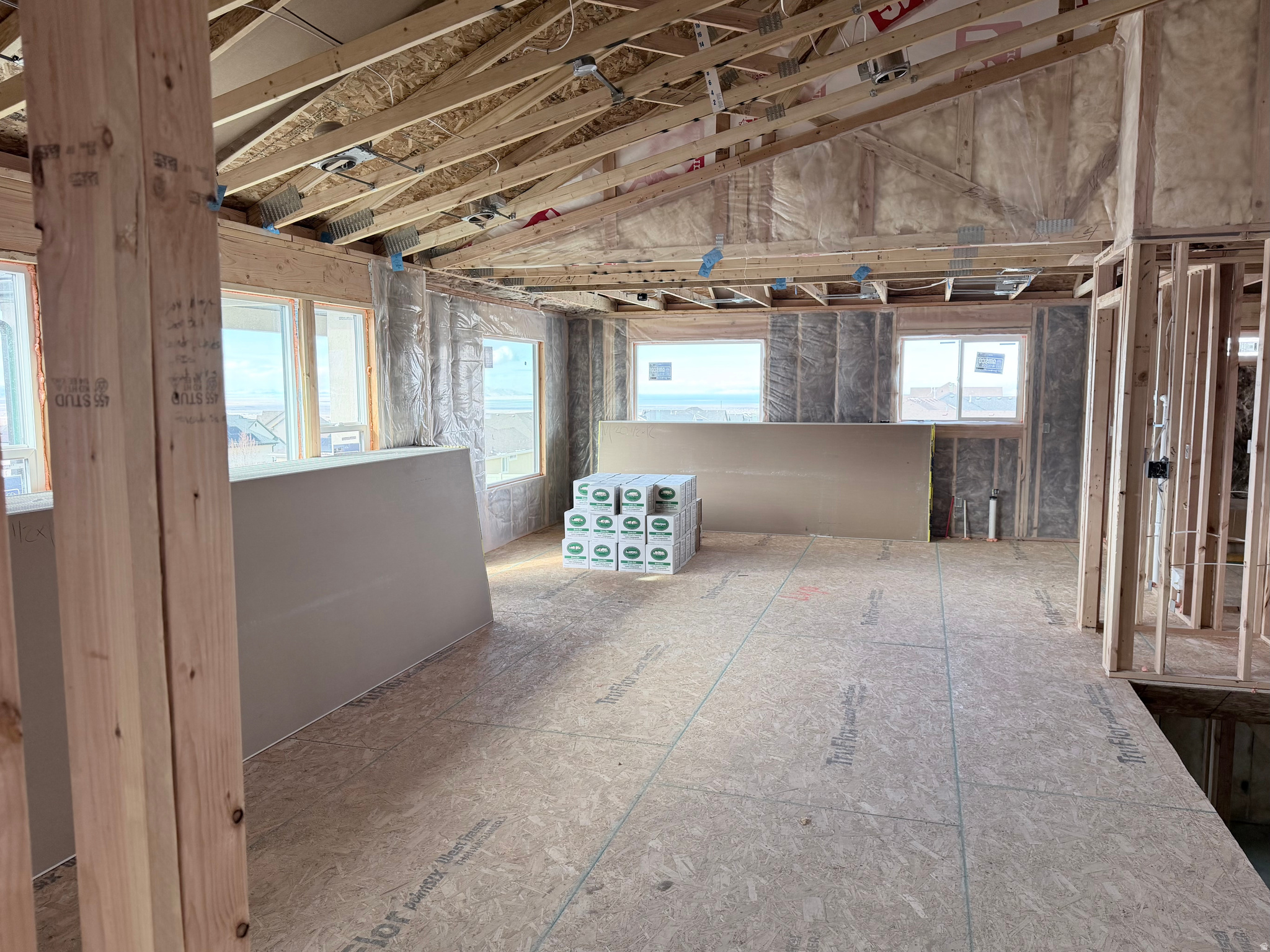 ELK RIDGE ESTATE - Residential