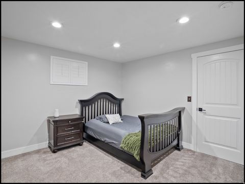 Tiny photo for 1467 BROWN LN, Farmington, UT 84025 (MLS # 2146772)