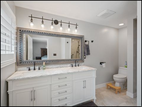 Tiny photo for 1467 BROWN LN, Farmington, UT 84025 (MLS # 2146772)