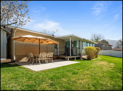 Tiny photo for 1467 BROWN LN, Farmington, UT 84025 (MLS # 2146772)