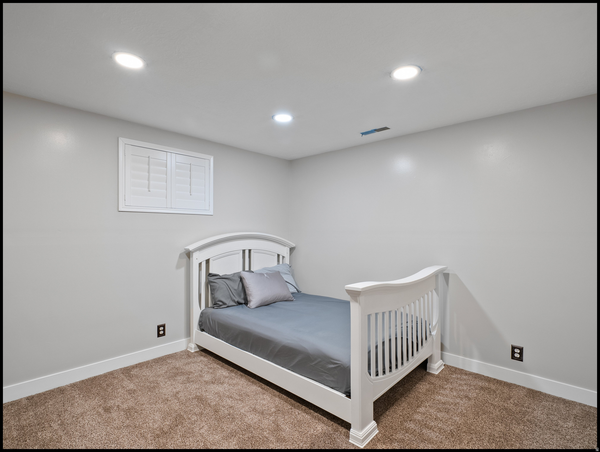 OAKRIDGE VILLAGE SUB - Residential