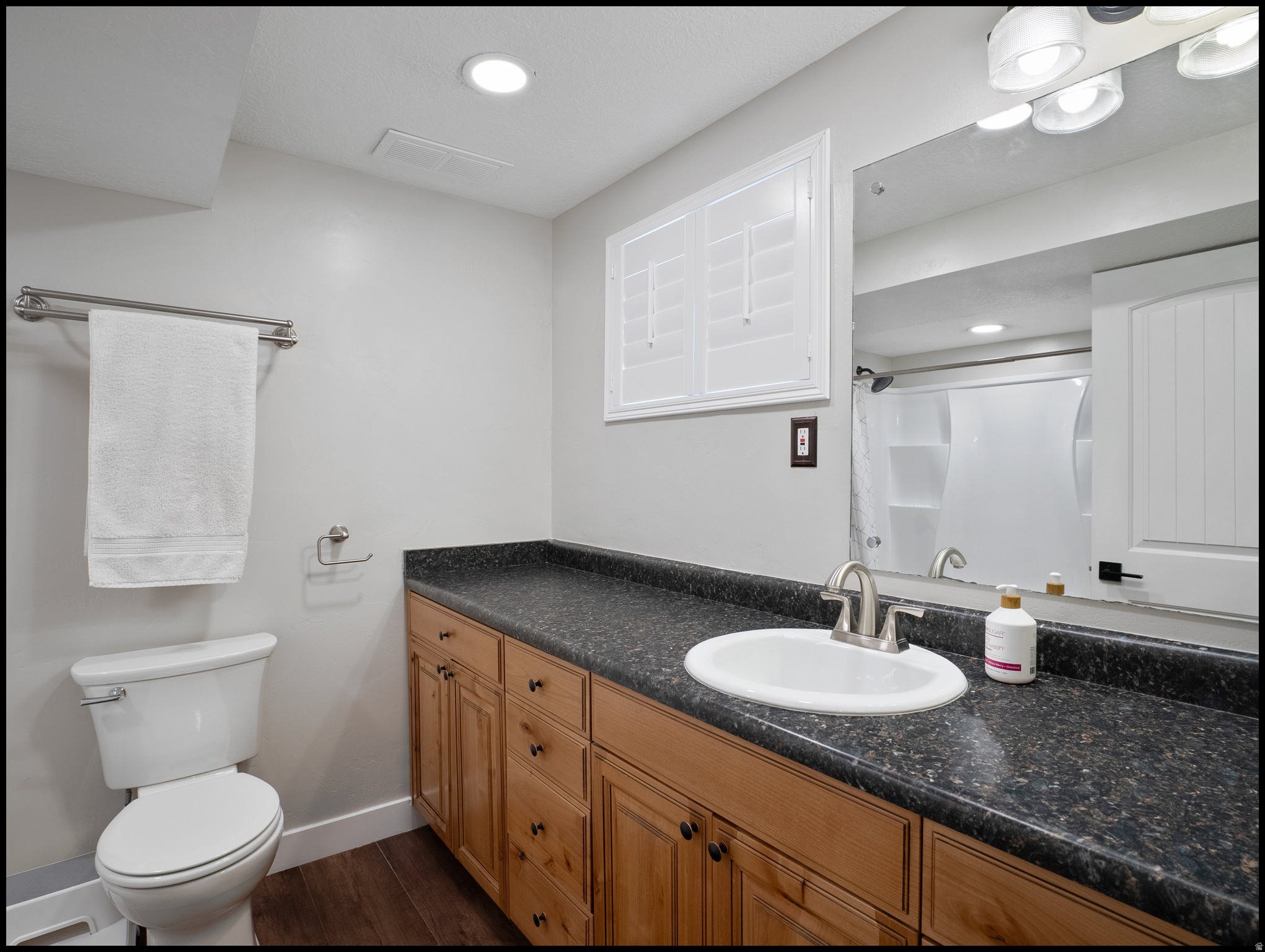 OAKRIDGE VILLAGE SUB - Residential