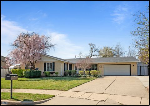 Tiny photo for 1467 BROWN LN, Farmington, UT 84025 (MLS # 2146772)