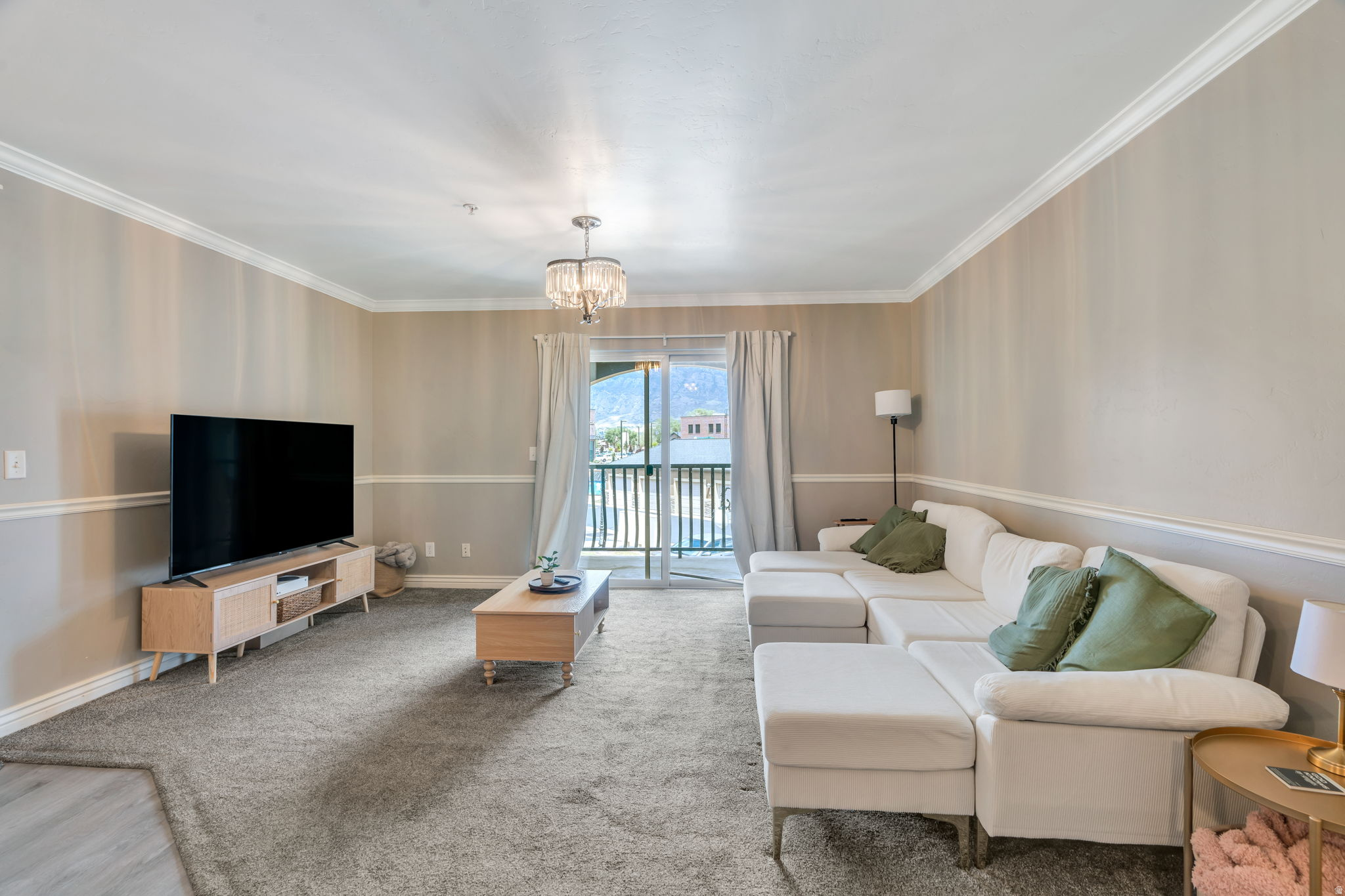 BELLE MONET - Residential