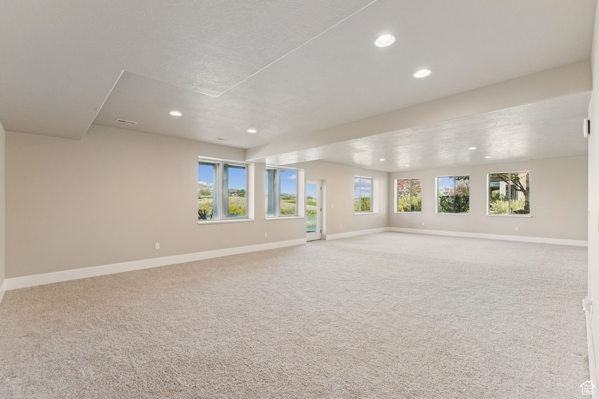 THANKSGIVING VILLAGE - Residential