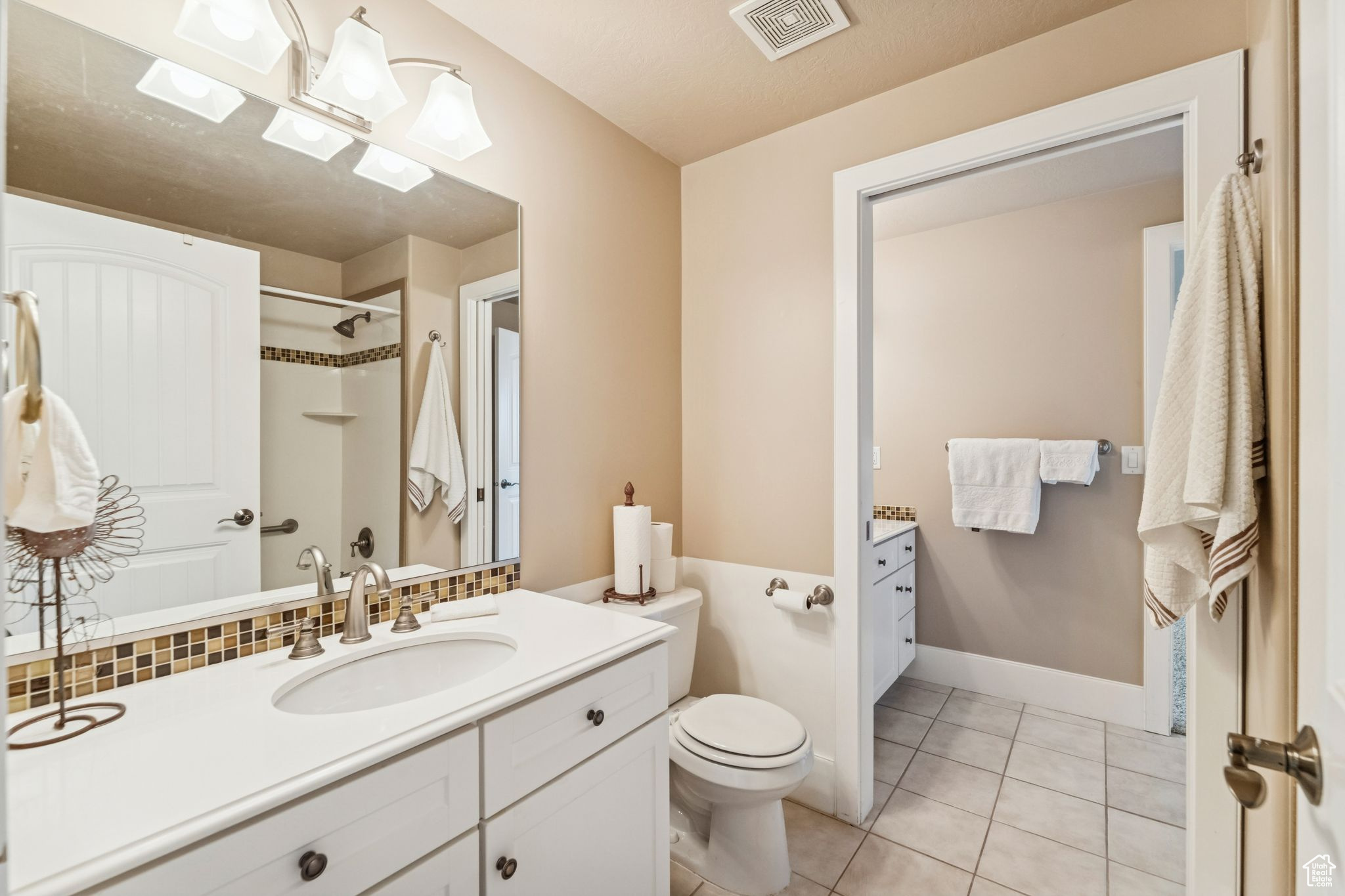 THANKSGIVING VILLAGE - Residential