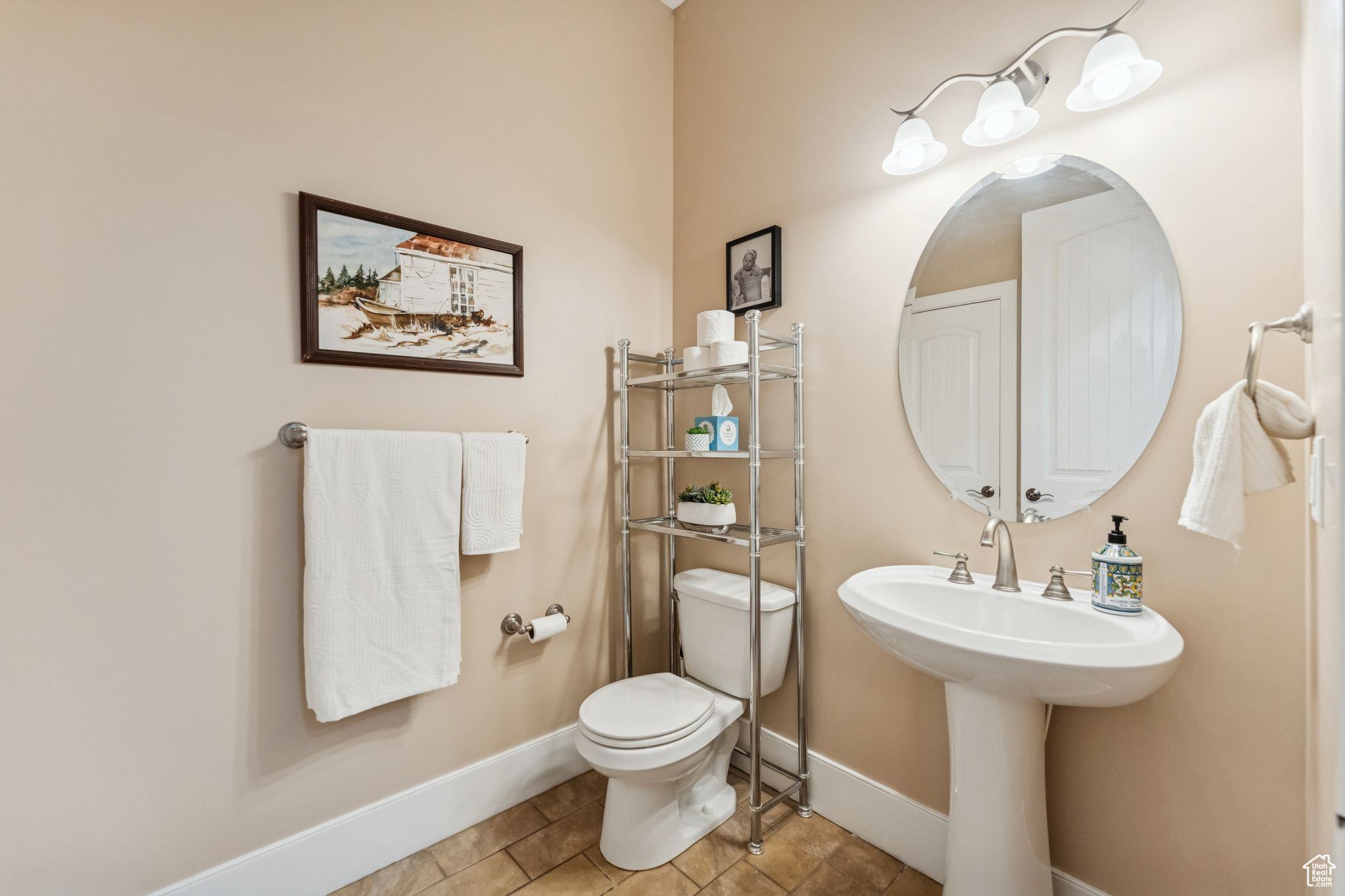 THANKSGIVING VILLAGE - Residential