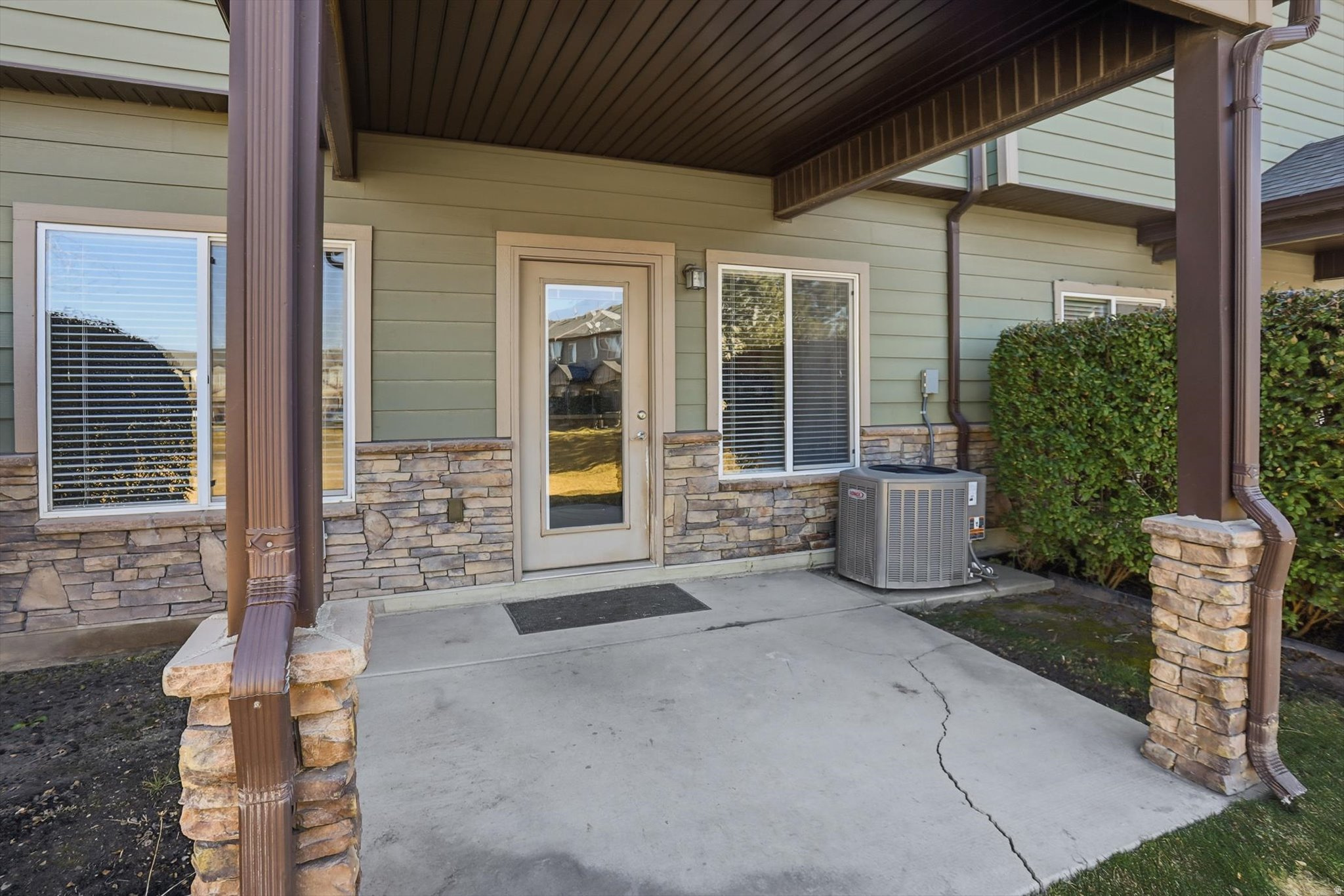 RIVERBEND - Residential