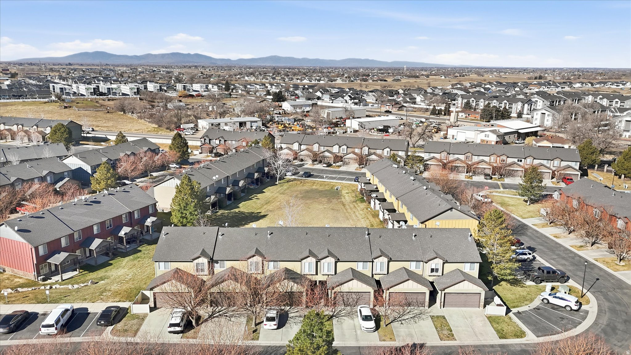 RIVERBEND - Residential