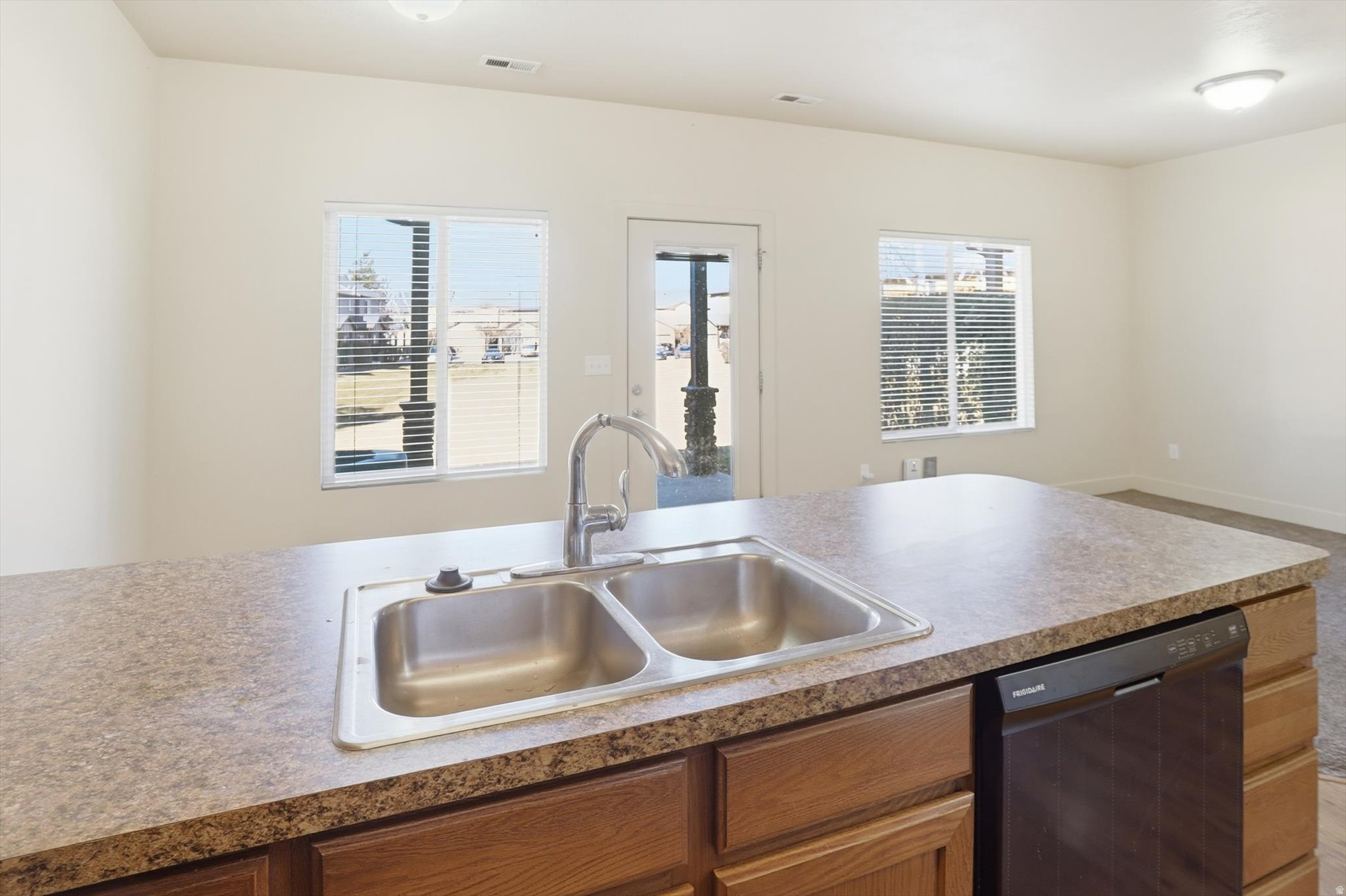 RIVERBEND - Residential